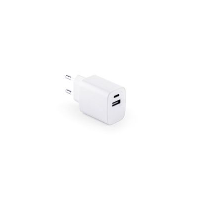 WEGENER - Adattatore di corrente con porta USB-A 18W e porta USB-C 20W in ABS riciclato (100% rABS)