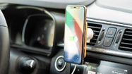 Porta cellulare per auto personalizzati